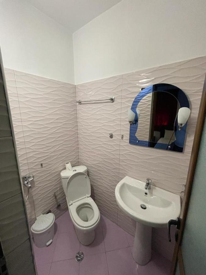 בראט Centre Hotel מראה חיצוני תמונה