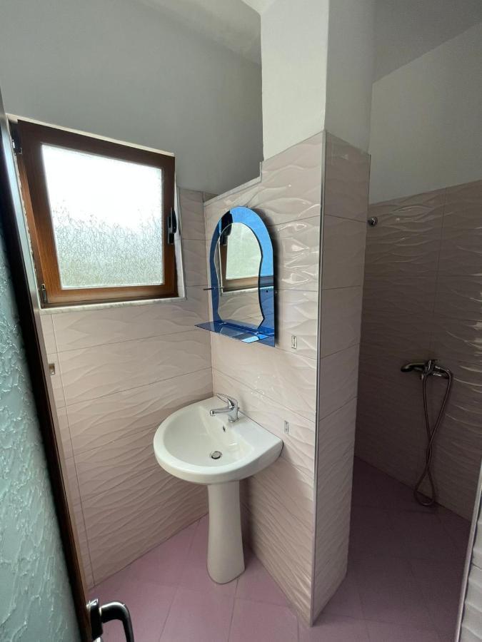 בראט Centre Hotel מראה חיצוני תמונה